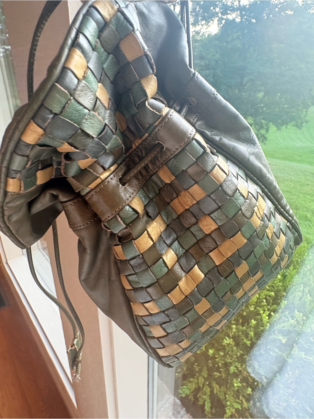 Vintage Carlos Falchi Leather Bucket Crossbody Shoulder Bag